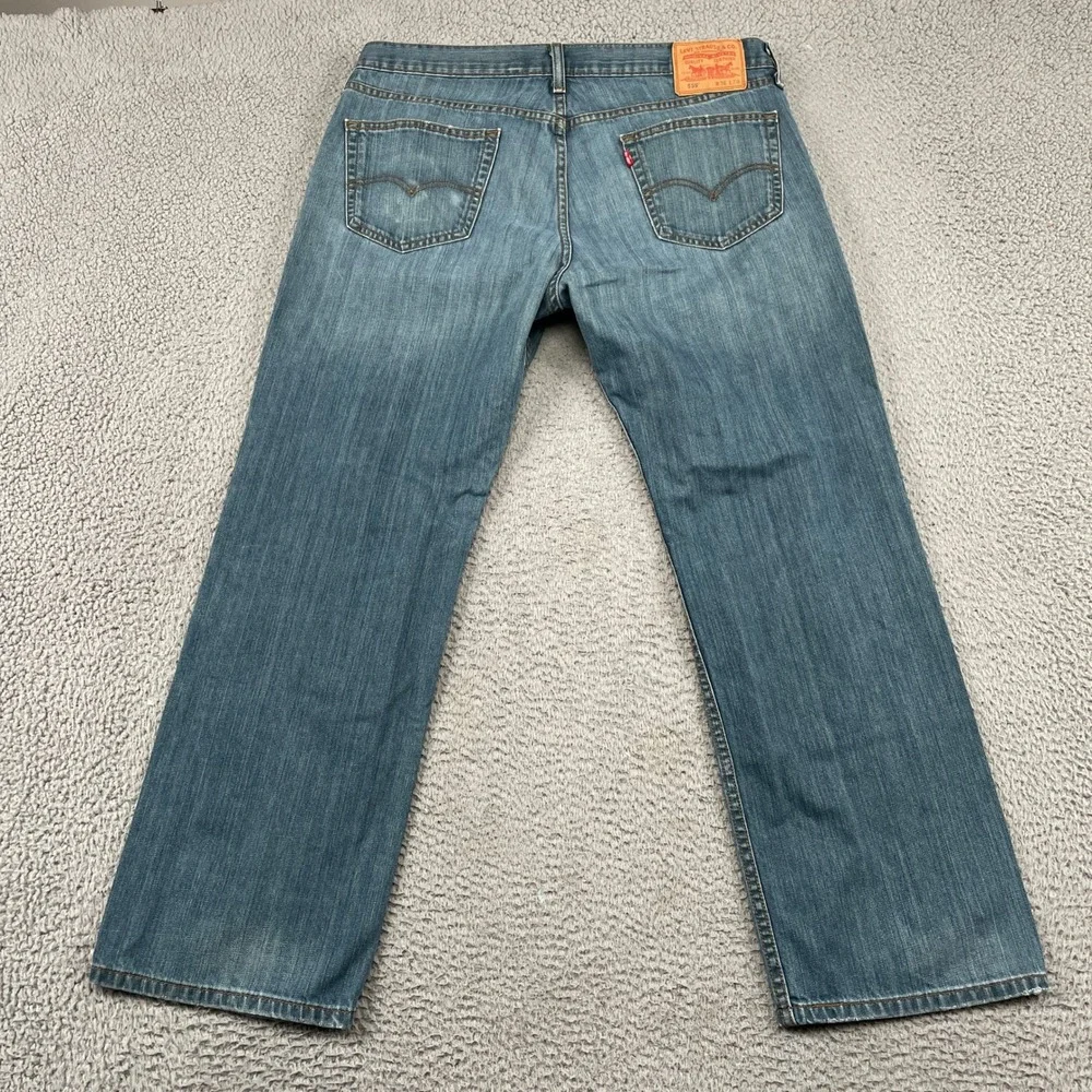 Levi's 559 Jeans Mens 36x30 Blue Relaxed Straight Leg 100% Cotton Medium Wash